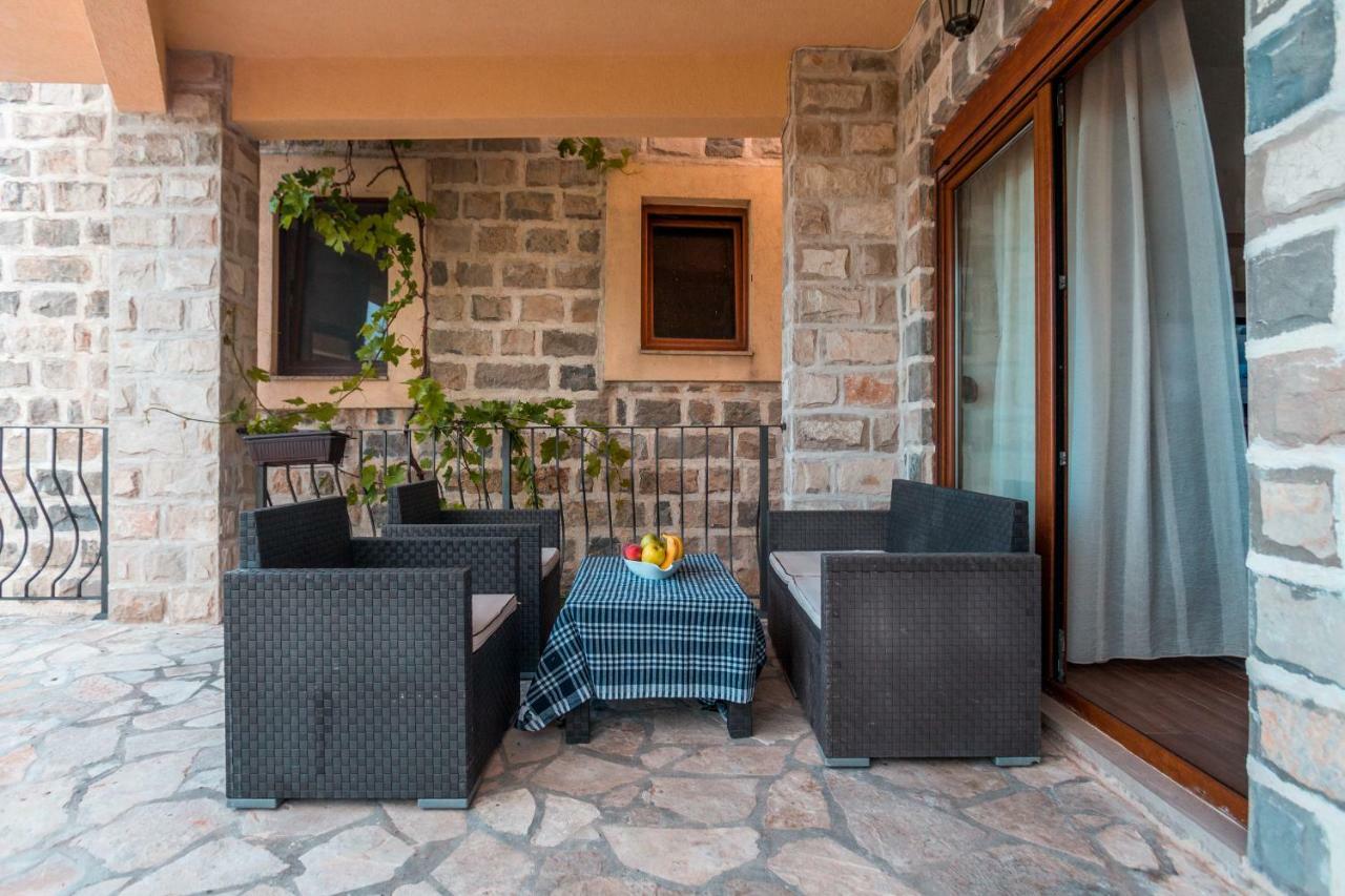 Villa Ladera Lapcici ブドヴァ エクステリア 写真